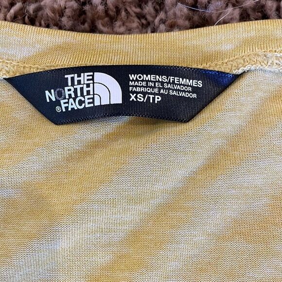 The North Face Light Weight Yellow Workout Casual Short Sleeve Shirt Top - Picture 3 of 6